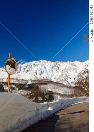 250301秋山郷鳥甲山 250301秋山郷鳥甲山 126992145