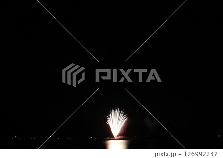 海上花火大会　日本海　香住花火　兵庫県 126992237