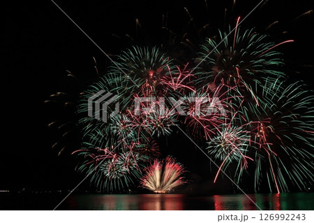 海上花火大会　日本海　香住花火　兵庫県 126992243