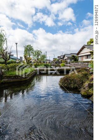 静岡県富士市にある泉の郷 湧水公園 静岡県富士市にある泉の郷 湧水公園 126994871