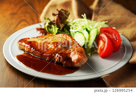 トンテキ(ポークソテー) トンテキ(ポークソテー) 126995254