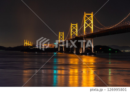 《香川県》瀬戸大橋・ライトアップ 《香川県》瀬戸大橋・ライトアップ 126995801