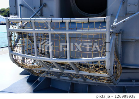 73式54口径5インチ単装速射砲の… 排莢受け 126999938