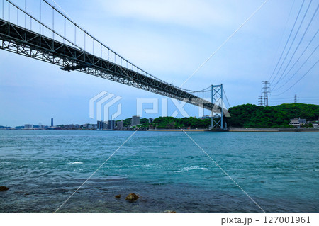 関門海峡と関門橋 127001961