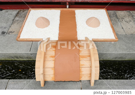 秋の高山祭（八幡祭）鳩峯台の当番飾り 127003985