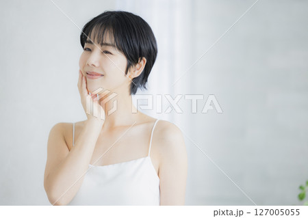 若い女性のビューティーイメージ 若い女性のビューティーイメージ 127005055