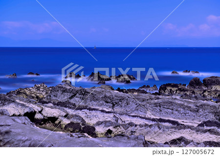 三浦半島　荒崎リアス式海岸の風景 長時間露光撮影 127005672