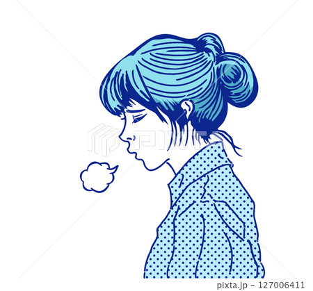 うつむいてため息をついている女性の横顔 うつむいてため息をついている女性の横顔 127006411
