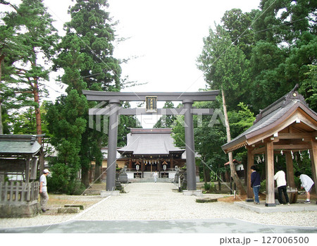 山形県新庄市の戸澤神社（新庄城跡） 127006500