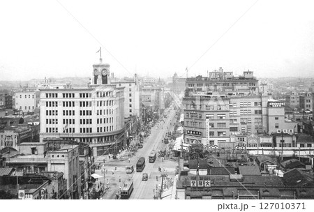 古写真 1932-1933年 東京 銀座通り(中央通り) 銀座四丁目付近のパノラマ 古写真 1932-1933年 東京 銀座通り(中央通り) 銀座四丁目付近のパノラマ 127010371