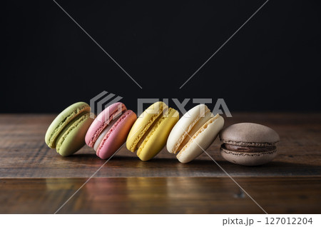 カラフルなマカロン カラフルなマカロン 127012204