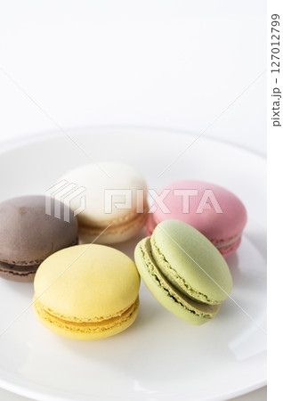 カラフルなマカロン カラフルなマカロン 127012799