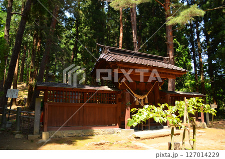 福島県猪苗代町字見禰山の會津守護神 土津(はにつ)神社 奥の院 福島県猪苗代町字見禰山の會津守護神 土津(はにつ)神社 奥の院 127014229