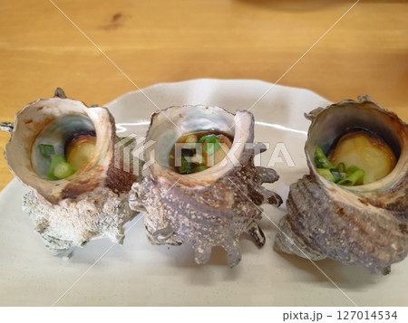 さざえの壺焼き さざえの壺焼き 127014534
