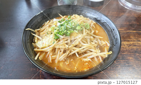 飲食店のメニュー（辛口味噌ラーメン） 127015127