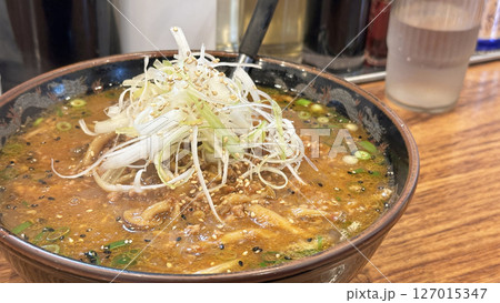 飲食店のメニュー（きのこ担々麺） 127015347