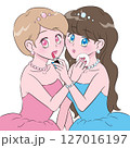 ドレス姿でメイクし合う二人の女性のイラスト 127016197