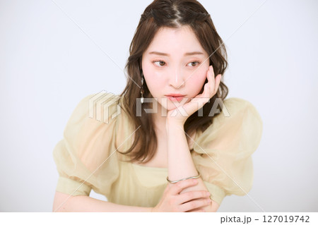 健康的な肌を持つ女性、ナチュラルビューティ 127019742