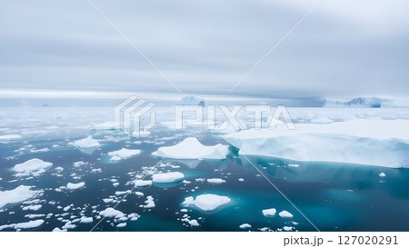 iceberg in antarctica 127020291