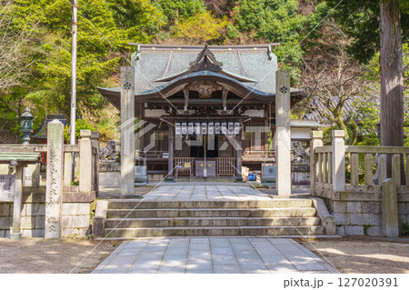 城崎温泉 御所の湯の隣に鎮座する四所神社 城崎温泉 御所の湯の隣に鎮座する四所神社 127020391