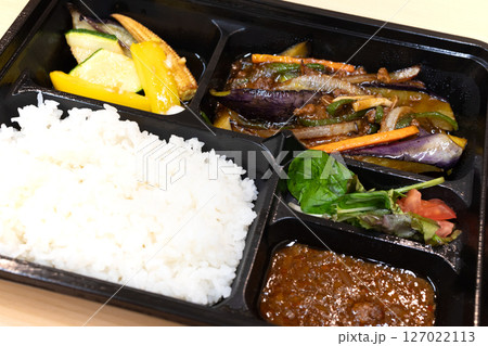 美味しいナスと豚挽肉炒めの中華弁当 美味しいナスと豚挽肉炒めの中華弁当 127022113