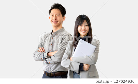 男女2人のビジネスチームワークイメージ 男女2人のビジネスチームワークイメージ 127024936