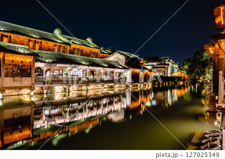 烏鎮 夜景 ライトアップ 烏鎮 夜景 ライトアップ 127025349