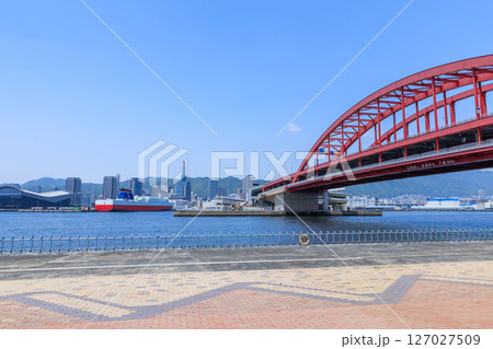 神戸の街並み 三宮方面 (兵庫県神戸市中央区) 神戸の街並み 三宮方面 (兵庫県神戸市中央区) 127027509