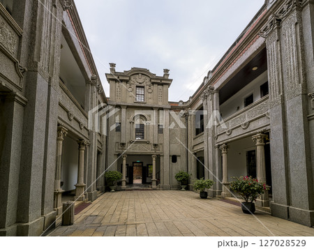 台湾・鹿港民俗文物館~バロック様式の中庭 / Lukang, Taiwan 台湾・鹿港民俗文物館~バロック様式の中庭 / Lukang, Taiwan 127028529