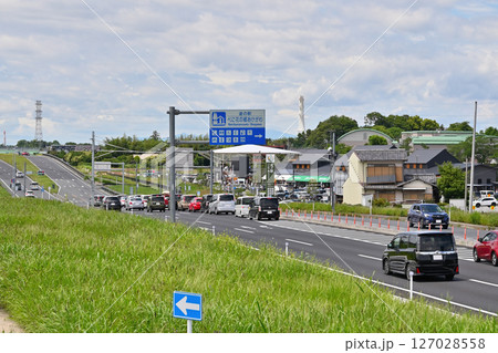桶川市の風景　上尾道路　国道17号　道の駅　（埼玉県） 127028558