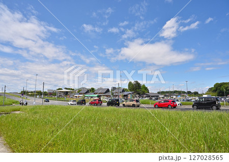 桶川市の風景　上尾道路　国道17号　道の駅　（埼玉県） 127028565