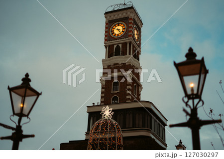 白い恋人パークにあるレトロな時計塔 白い恋人パークにあるレトロな時計塔 127030297