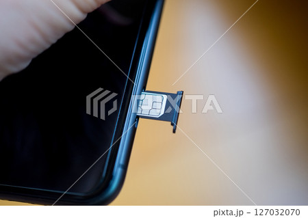 スマホのnanoSIMカード 127032070