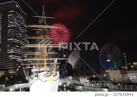≪2025年6月2日横浜開港記念日≫みなとみらいの夜景 ≪2025年6月2日横浜開港記念日≫みなとみらいの夜景 127033041