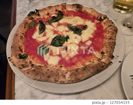 ランチ　イタリアン　ピザ　マルゲリータ 127034155