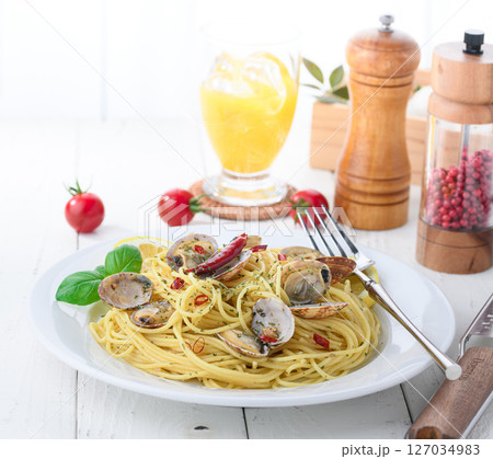 ボンゴレビアンコ ( あさりのパスタ料理 ) ボンゴレビアンコ ( あさりのパスタ料理 ) 127034983