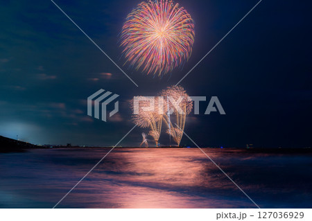《神奈川県》茅ヶ崎サザン芸術花火2025 《神奈川県》茅ヶ崎サザン芸術花火2025 127036929