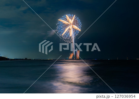 《神奈川県》茅ヶ崎サザン芸術花火2025 127036954