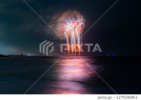 《神奈川県》茅ヶ崎サザン芸術花火2025 127036961