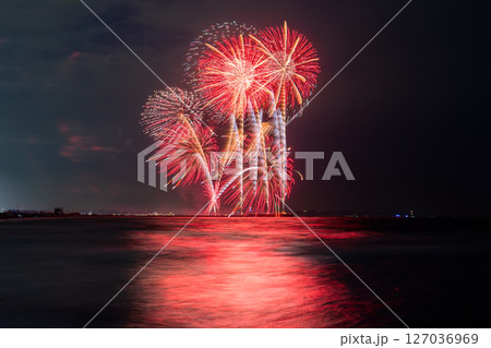 《神奈川県》茅ヶ崎サザン芸術花火2025 《神奈川県》茅ヶ崎サザン芸術花火2025 127036969