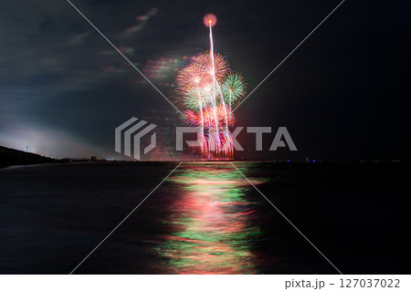 《神奈川県》茅ヶ崎サザン芸術花火2025 127037022