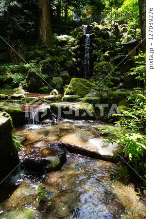 神奈川県南足柄市の大雄山最乗寺の洗心の滝の風景 127039276