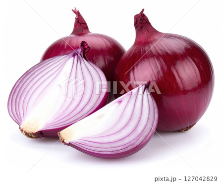 The Beauty and Benefits of Fresh Red Onions The Beauty and Benefits of Fresh Red Onions 127042829