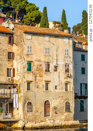 Rovinj, Croatia old town, coastline houses 127043236