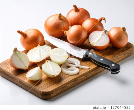 Onion Cutting Technique for Cooking 127044583