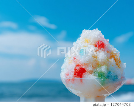 夏の青空とかき氷　AI画像 127044708