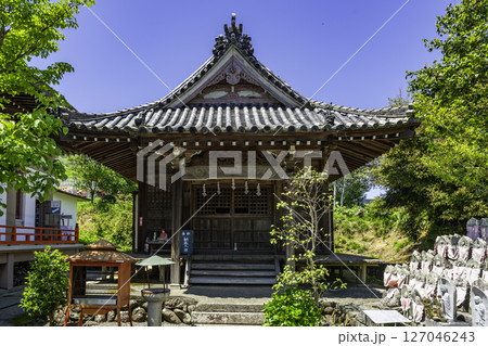 四国八十八箇所47番　八坂寺　熊野十二社権現堂　愛媛県松山市 127046243