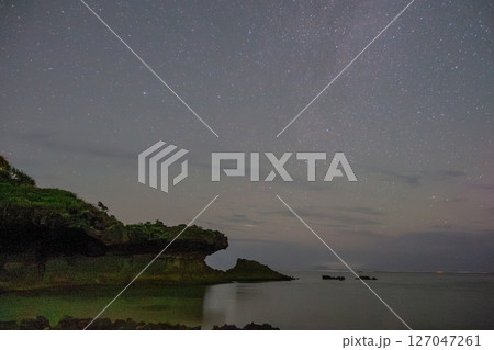 日本の鹿児島県の徳之島の美しい星空 127047261