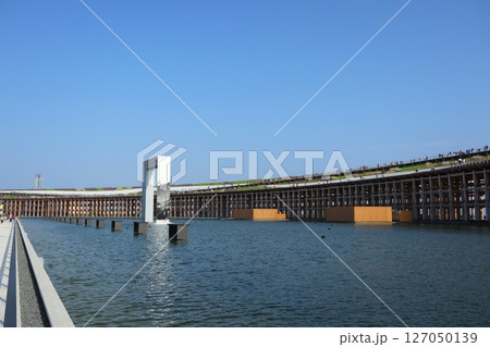 大阪・関西万博の大屋根リング(EXPO2025) 127050139