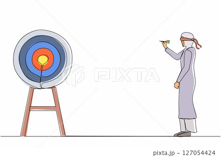Continuous one line drawing Arabian businesswoman using blindfold and hit dart target. Confused blindfold young lady trying to hit target with dart. Single line draw design vector graphic illustration 127054424